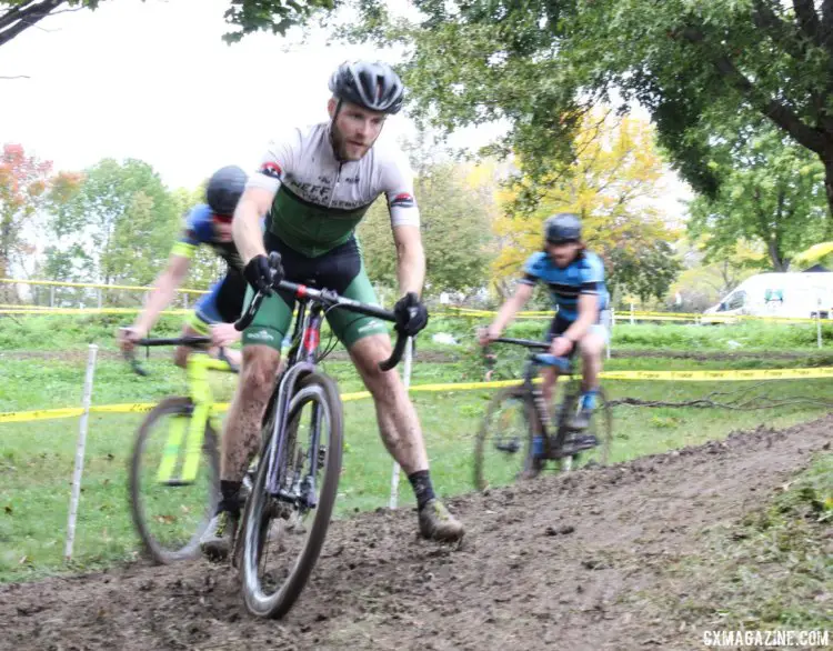 Joel Finkeldei leaves his competitors as a blur. 2017 Fitcherona Cross Omnium - McGaw Park. © Z. Schuster / Cyclocross Magazine