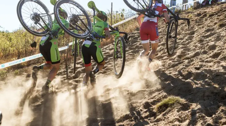 Maghalie Rochette battles with the Cannondale girls. 2017 KMC Cross Fest Day 2. © Jake Orness