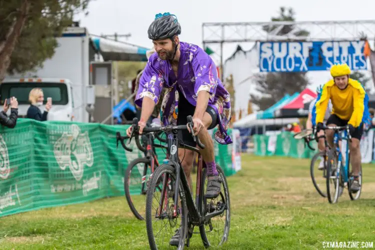 Who doesn't like to ride in a purple kimono / robe. 2017 Surf City Cyclocross © J. Vander Stucken / Cyclocross Magazine