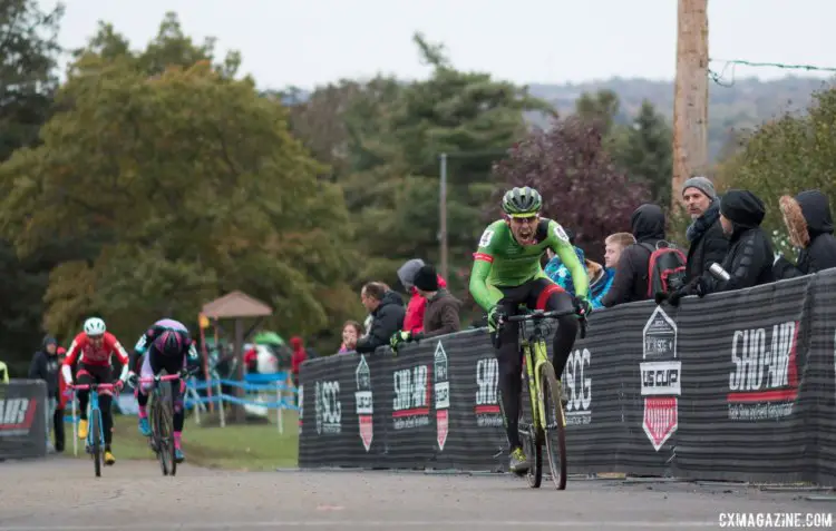 Elite Men, 2017 Cincinnati Cyclocross, Day 2, Harbin Park. © Cyclocross Magazine