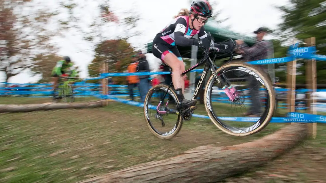 Ellen Noble adjusted her aerial skills to the unique barriers. Elite Women, 2017 Cincinnati Cyclocross, Day 2, Harbin Park. © Cyclocross Magazine