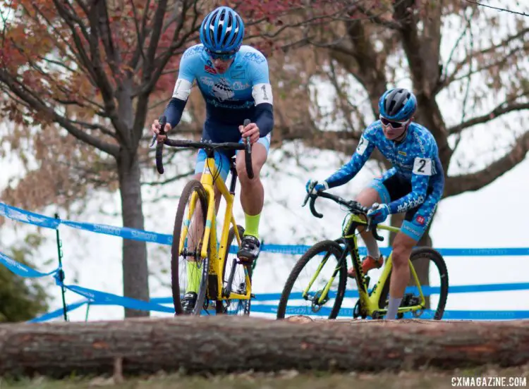 "Bennyhops" Gomez Villafane readies to air it over the logs. Junior Men, 2017 Cincinnati Cyclocross, Day 2, Harbin Park. © Cyclocross Magazine