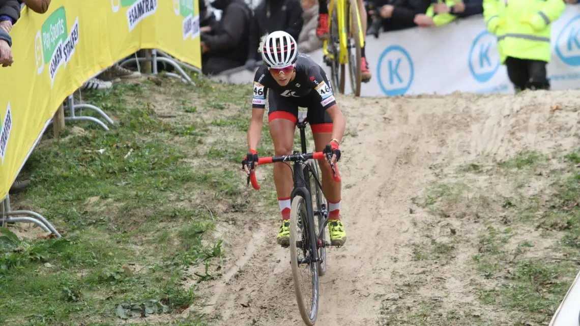 Mountain bike World Champion Yolanda Neff (Kross Racing) gave cyclocross a try at Koksijde. 2017 World Cup Koksijde. © B. Hazen / Cyclocross Magazine