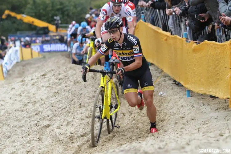 Lars van der Haar (Telenet Fidea Lions) also went off the bike in this section. 2017 World Cup Koksijde. © B. Hazen / Cyclocross Magazine