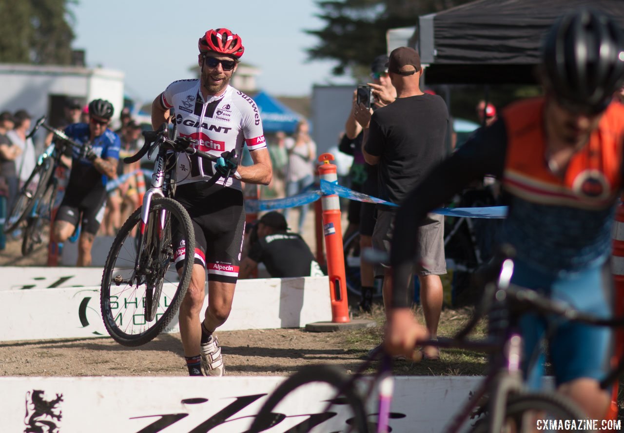 Road pro Laurens ten Dam sampled the local racing scene at the 2016 Rock Lobster Cup. © Cyclocross Magazine