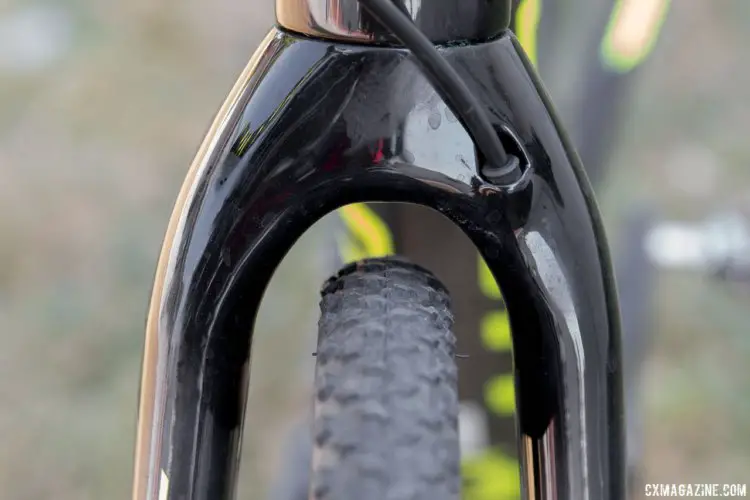 Rebecca Fahringer's Scott Addict CX with tubeless Maxxis tires. © Cyclocross Magazine