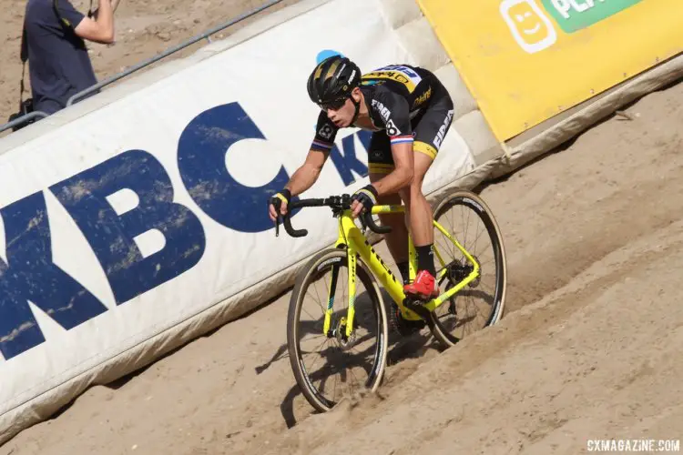 Lars van der Haar (Telenet Fidea Lions) descends into De Kuil. 2017 Superprestige Zonhoven. © B. Hazen / Cyclocross Magazine