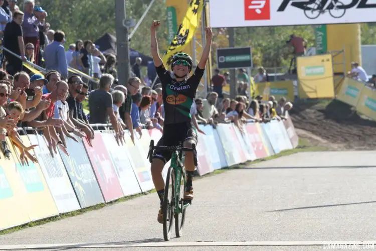 Maud Kaptheijns (Crelan-Charles) celebrates her win. 2017 Superprestige Zonhoven. © B. Hazen / Cyclocross Magazine