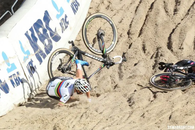 Sanne Cant (Beobank-Corendon) had to overcome an early crash before finishing second. 2017 Superprestige Zonhoven. © B. Hazen / Cyclocross Magazine