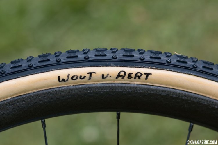 Van Aert was running Dugast Typhoon tubulars in the dry conditions at Jingle Cross. Wout van Aert's carbon Felt cyclocross bike. © Cyclocross Magazine