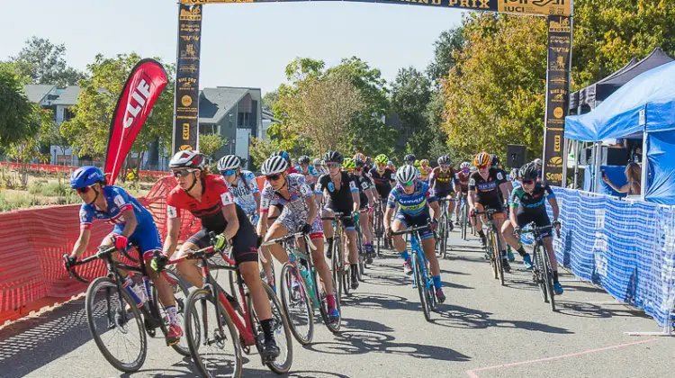 Elite women are off for WSCXGP Day 2. photo: Peloton Sports