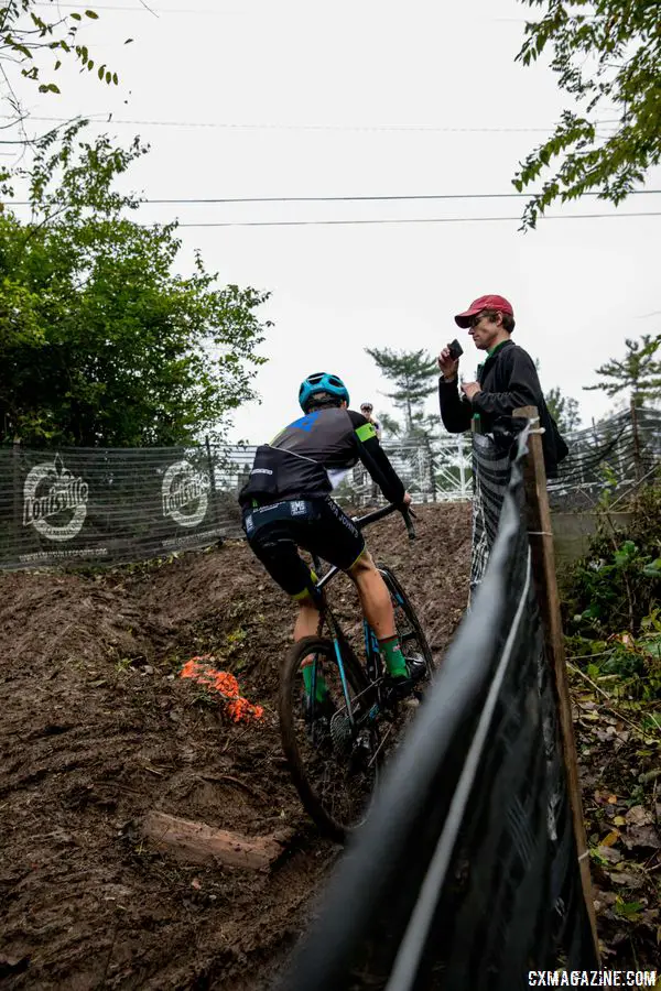 It is going to take the right line to ride the muddy, rutted technical section before the finish. 2017 Derby City Cup. © D. Perker / Cyclocross Magazine