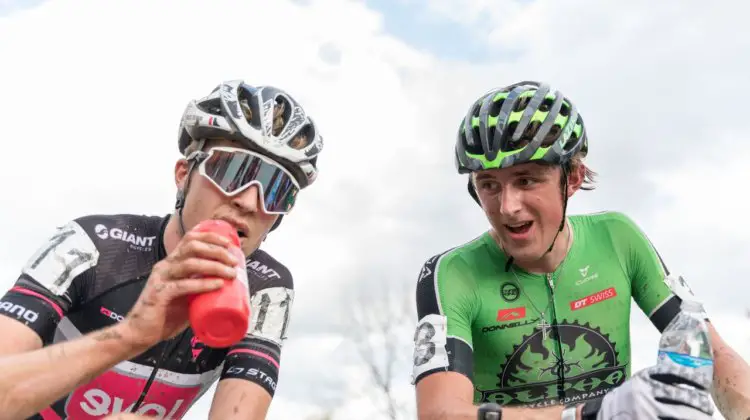 Gage Hecht and Eric Brunner lined up next to each other and then had a battle in the race. 2017 Pan-American Championships. © D. Perker / Cyclocross Magazine