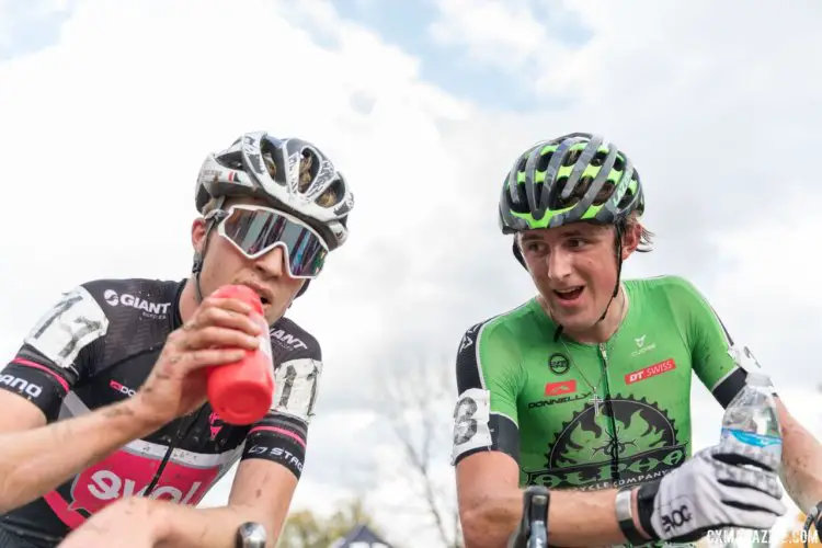 Gage Hecht and Eric Brunner lined up next to each other and then had a battle in the race. 2017 Pan-American Championships. © D. Perker / Cyclocross Magazine