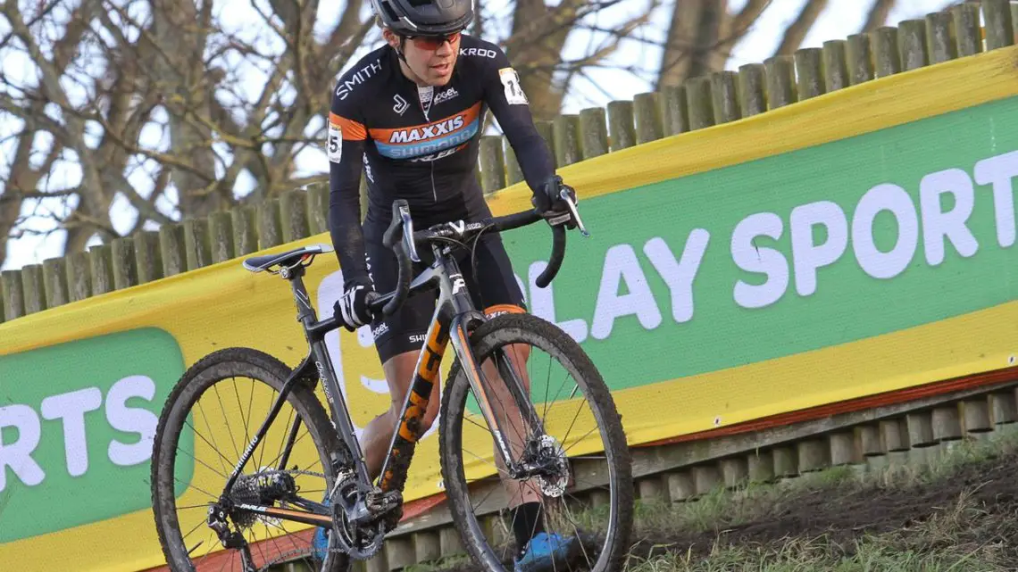 Crystal Anthony (Maxxis-Shimano) handles one of the tricky technical sections on the course. 2017 Bogense UCI Cyclocross World Cup. © B. Hazen / Cyclocross