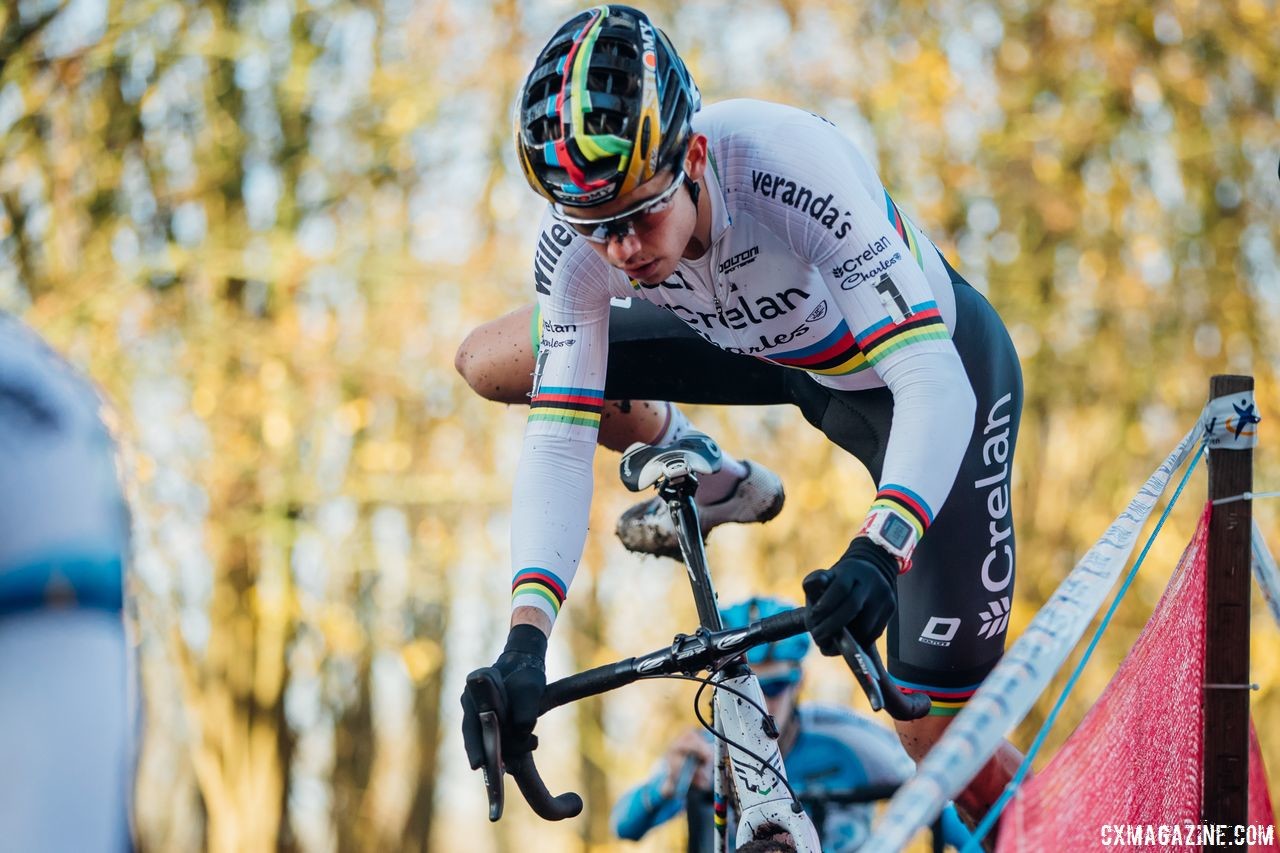Wout van Aert remounts his bike with ease. Stretching won't make this maneuver any less dangerous, according to Aschwanden's research. photo: 2017 Flandriencross. © J. Curtes / Cyclocross Magazine