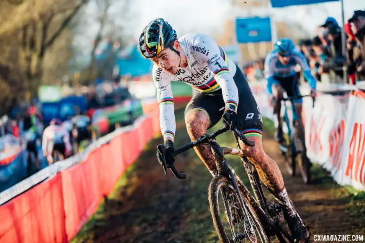 Wout van Aert was foused on escaping from Michael Vanthourenhout during the mid part of Sunday's race. 2017 Flandriencross. © J. Curtes / Cyclocross Magazine