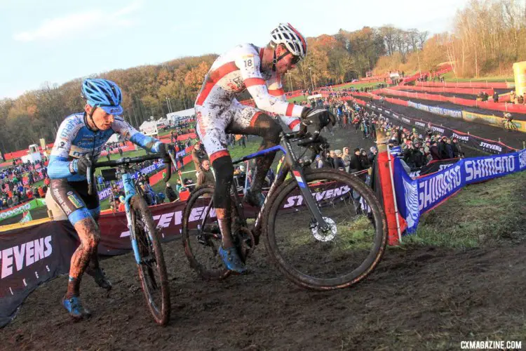 Mathieu van der Poel battled through the field after his lap two mechanical. Elite Men, 2017 Zeven UCI Cyclocross World Cup. © B. Hazen / Cyclocross Magazine