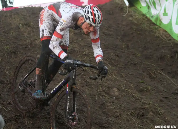 Mathieu van der Poel kept his eyes focused on the front of the race even despite a mechanical. Elite Men, 2017 Zeven UCI Cyclocross World Cup. © B. Hazen / Cyclocross Magazine