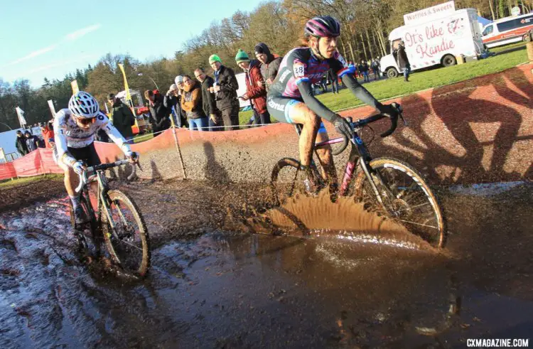 Helen Wyman and Sanne Cant blast through a puddle while off the front early in the race. 2017 Zeven UCI Cyclocross World Cup. © B. Hazen / Cyclocross Magazine