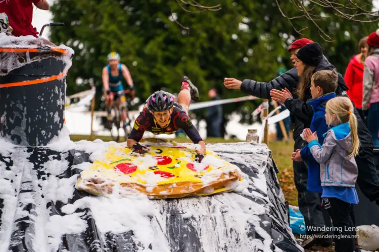 MFG Woodland Park Foam Party. © Wandering Lens