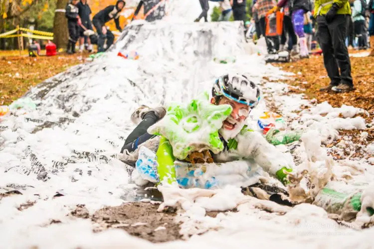 MFG Woodland Park Foam Party. © Wandering Lens