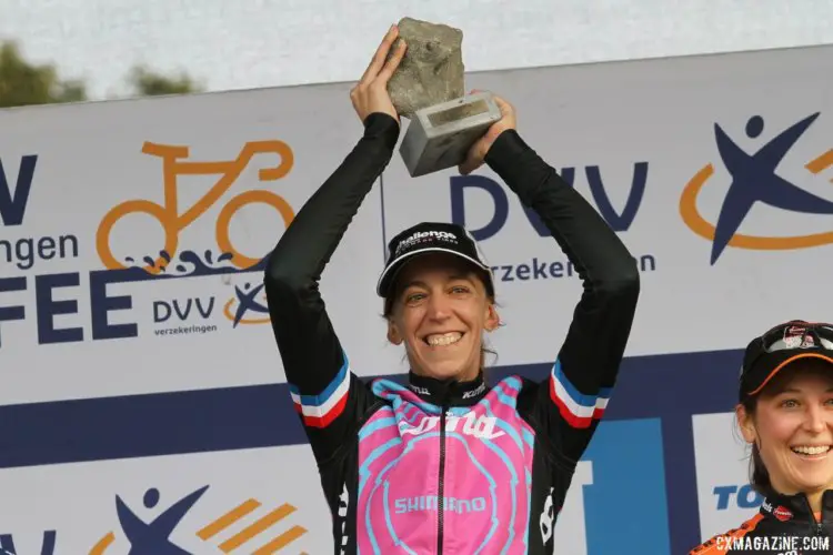 Helen Wyman with the famed Koppenberg cobble trophy. 2017 Women's Koppenbergcross. © B. Hazen / Cyclocross Magazine