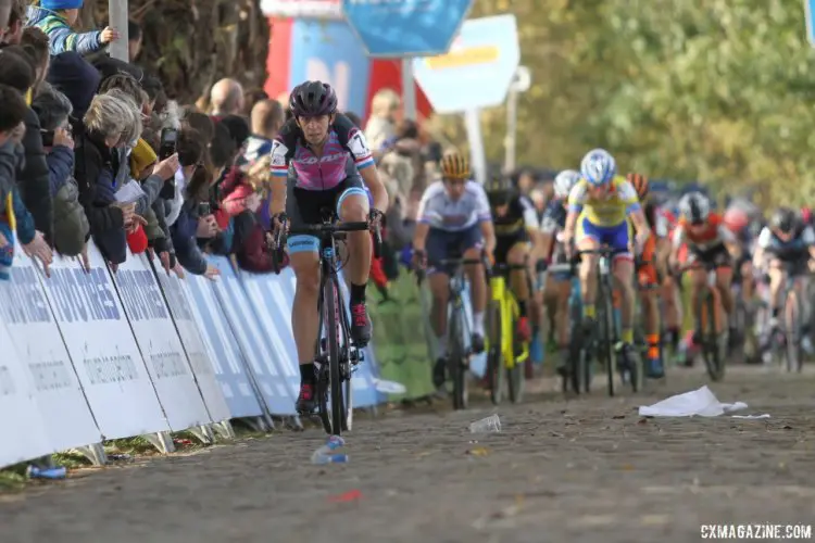 Helen Wyman took little time getting to the front of the race. 2017 Women's Koppenbergcross. © B. Hazen / Cyclocross Magazine