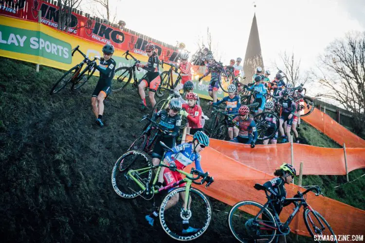 The early laps were mayhem on the steep descents. 2017 Bogense UCI Cyclocross World Cup. © J. Curtes / Cyclocross Magazine