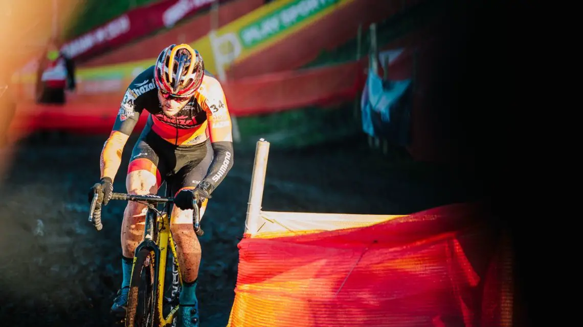 Steve Chainel and his Chazal Canyon kit blend into the scenery. 2017 Bogense UCI Cyclocross World Cup. © J. Curtes / Cyclocross Magazine