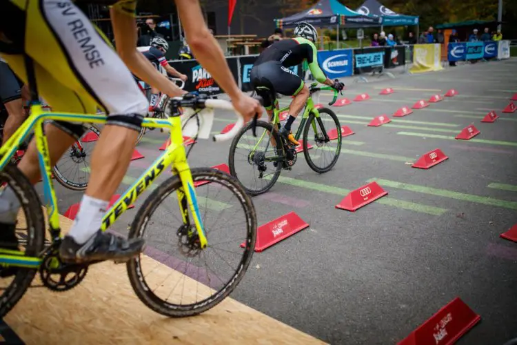 Riders put on a show for the gathered crowd. 2017 Cyclocross Eliminator, Reichenbach, Germany. © Vogtland Bike e.V.