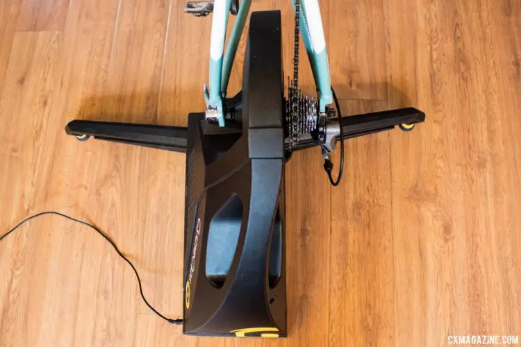 The CycleOps Hammer is compatible with both 135mm quick release road frames, shown here, and wider thru-axle cyclocross frames. CycleOps Hammer direct-drive smart trainer. © Z. Schuster / Cyclocross Magazine