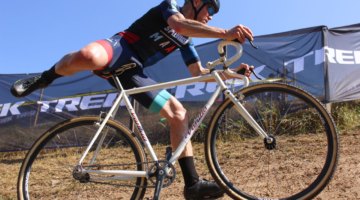 Jeff Curtes still rides the Vanilla singlespeed he bought from Sacha White. © Z. Schuster / Cyclocross Magazine