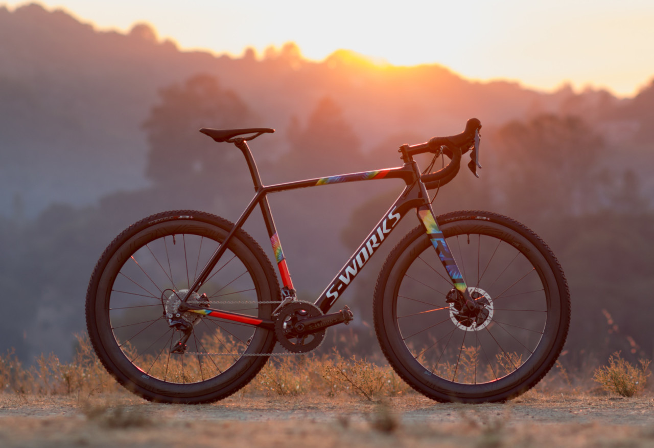 The 2018 Specialized S-Works CruX cyclocross bike, with Shimano Dura-Ace 9100, is a lightweight rocket. © Cyclocross Magazine