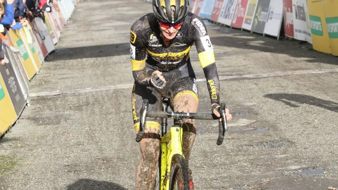 Ellen Van Loy celebrates her win. 2017 Superprestige Gavere. © B. Hazen / Cyclocross Magazine