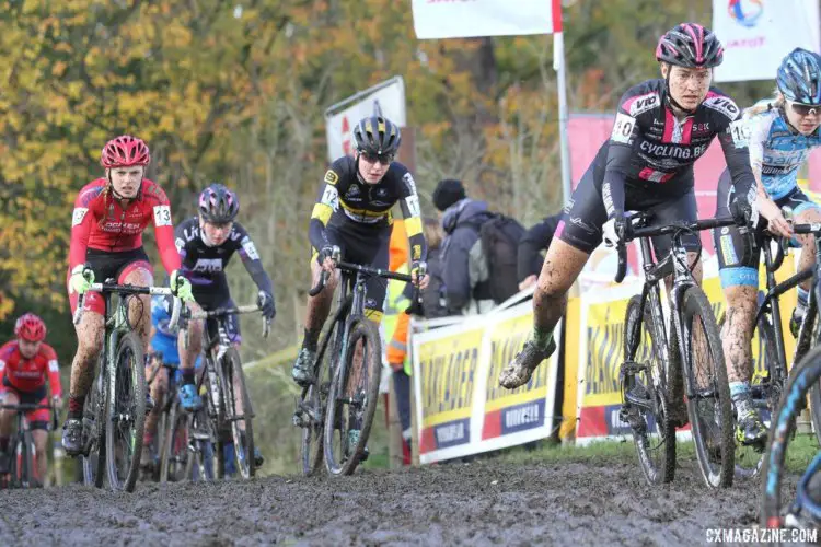 The muddy course made the first lap chaotic. 2017 Superprestige Gavere. © B. Hazen / Cyclocross Magazine