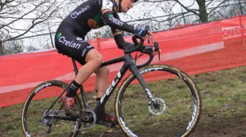 Loes Sels in control. 2017 Soudal Classics, GP Hasselt, Elite Women. © B. Hazen / Cyclocross Magazine