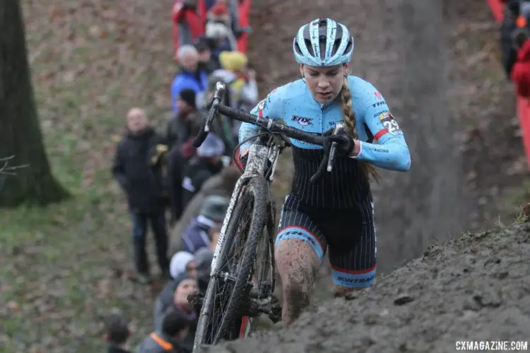 Evie Richards rose to the top at Namur. 2017 World Cup Namur. © B. Hazen / Cyclocross Magazine