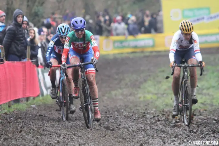 Early on the lead group was Brammeier, Compton and Lechner. 2017 World Cup Namur. © B. Hazen / Cyclocross Magazine