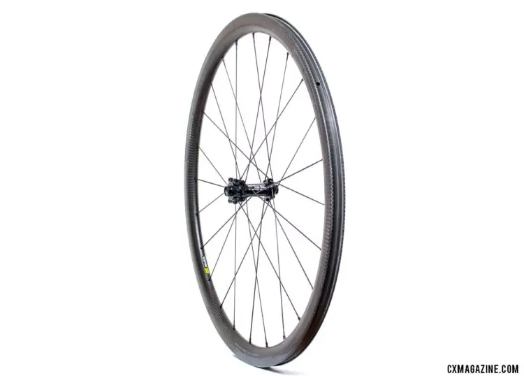 The front wheel of the wheelset comes with 24 spokes and an FSE-branded hub. FSE (Filament Spin Evolution) EVO 35CD carbon tubeless clincher disc brake wheels. © Cyclocross Magazine