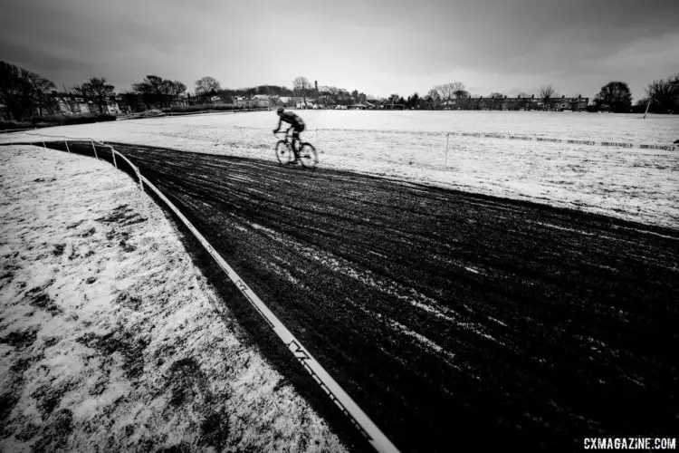 Cold, freezing weather was in order in Bradford, as it was elsewhere over the weekend. 2017 HSBC UK National Trophy Series: Bradford. © C. Morley / Cyclocross Magazine