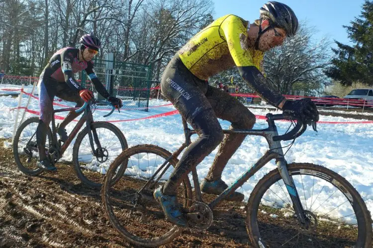 Eric Thompson and Kerry Werner slog through the slushy mud. 2017 North Carolina Grand Prix Day 2. © Laura Rice