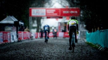 Snow falls as riders enter the penultimate lap. 2017 HSBC UK National Trophy Series: Bradford. © C. Morley / Cyclocross Magazine