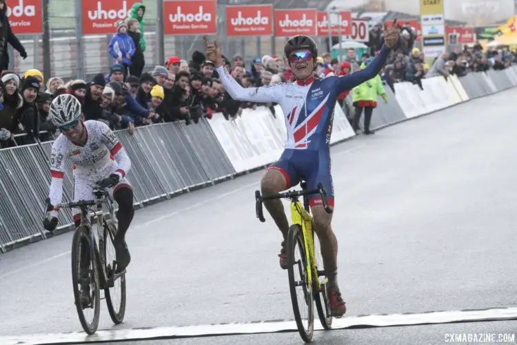 Tom Pidcock beat Eli Iserbyt in a thrilling sprint finish at Zolder. 2017 World Cup Zolder. © B. Hazen / Cyclocross Magazine