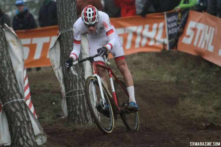 Mathieu van der Poel took control in the fourth lap after Wout Van Aert was unable to follow his attack. 2017 World Cup Zolder. © B. Hazen / Cyclocross Magazine