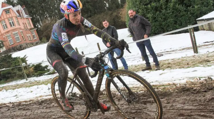 Pauline Ferrand Prevot took the win at Druivencross. 2017 Vlaamse Druivencross. © B. Hazen / Cyclocross Magazine