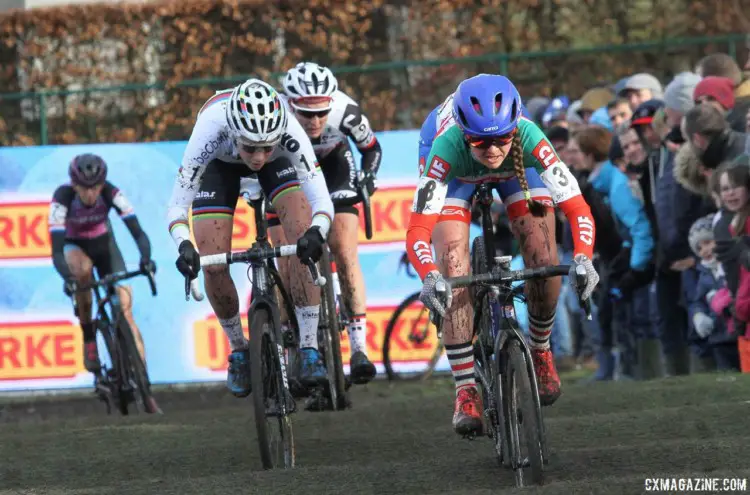 Eva Lechner got out to a fast start and led through the rollers in the first lap. 2017 Azencross Loenhout. © B. Hazen / Cyclocross Magazine