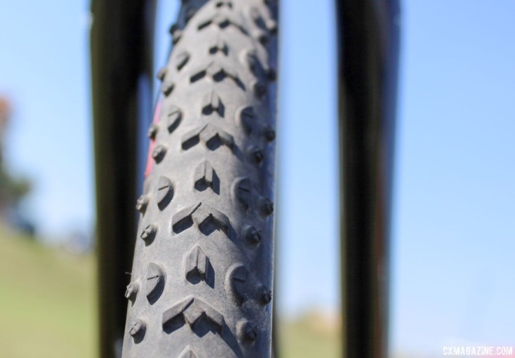 Mani used Challenge Grifo intermediate tread tires in Waterloo. Caroline Mani's Van Dessel Full Tilt Boogie cyclocross bike. © Z. Schuster / Cyclocross Magazine