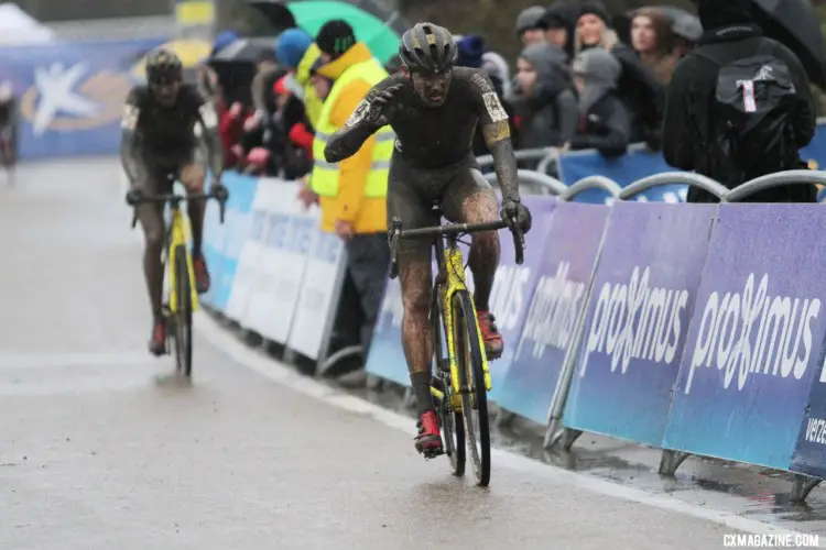 Corne van Kessel outkicks teammate Toon Aerts. 2018 GP Sven Nys Baal - Elite Men. © B. Hazen / Cyclocross Magazine