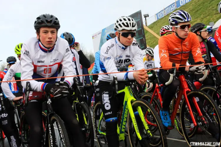 Front row of the Junior race waits for the start. 2018 Hoogerheide World Cup, Junior Men. © B. Hazen / Cyclocross Magazine